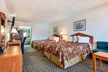 Room, 2 Queen Beds, Non Smoking
