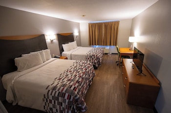 Deluxe Room, 2 Queen Beds (Smoke Free)