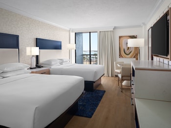 Room, 2 Queen Beds, Resort View (Balcony)
