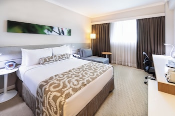 Standard Room, 1 Queen Bed, Mountain View