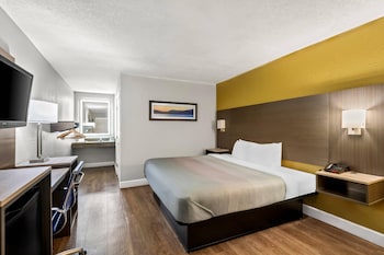 Room, 1 King Bed, Accessible, Non Smoking