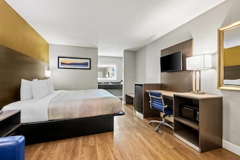Standard Room, 1 King Bed, Non Smoking