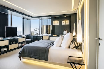 Splendour Suite (lounge access)