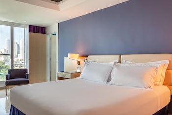 Suite, 1 King Bed (Parlor)