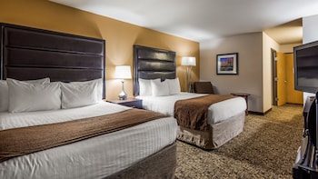 Standard Room, 2 Queen Beds, Accessible, Bathtub