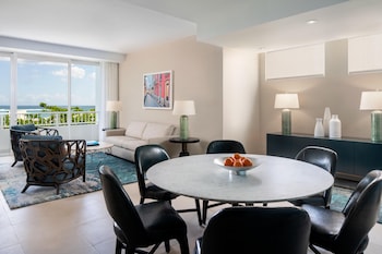 Family Suite, Multiple Beds, Balcony, Garden View