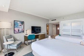 Family Room, Multiple Beds, Balcony, Garden View