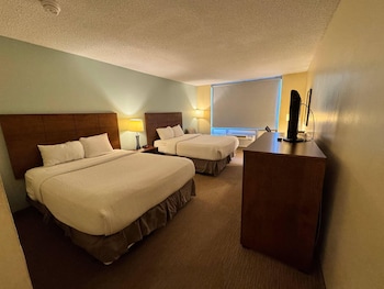 Standard Room, 2 Queen Beds, Non Smoking