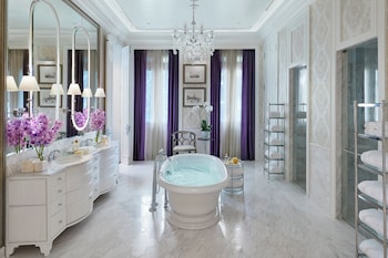 Royal Suite
