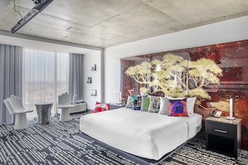 Premium Room, 1 King Bed (Zen)