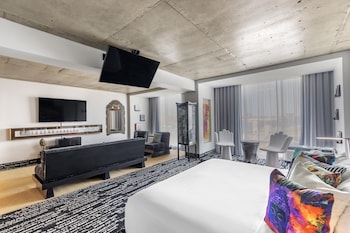 Premium Room, 1 King Bed (Zen)