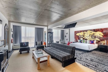 Premium Room, 1 King Bed (Zen)