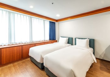 Residence Twin - [Hot Deal] Check-in at 5PM/ Check-out at 9AM / No Consecutive Nights