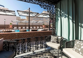 Suite, 1 Bedroom, Pool View