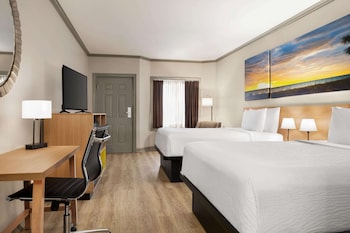 Room, 2 Queen Beds, Non Smoking