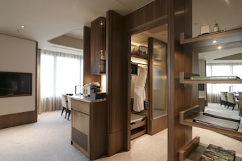 Plaza Suite Twin Room