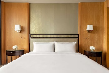 Specialty Suite