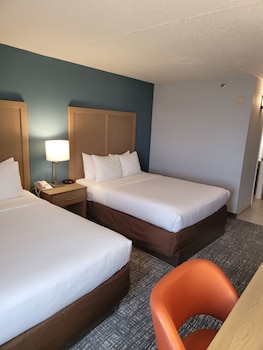Standard Room, 2 Queen Beds, Non Smoking