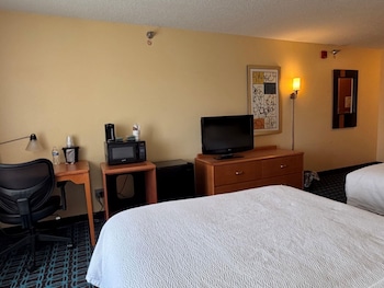 Standard Room, 2 Queen Beds, Non Smoking