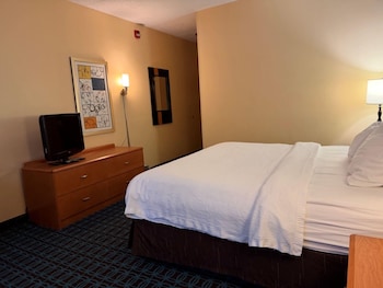 Standard Room, 1 Queen Bed, Non Smoking