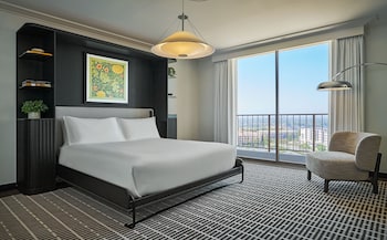 Grand One Bedroom Suite