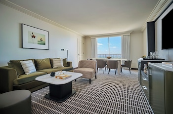 Deluxe One Bedroom Suite