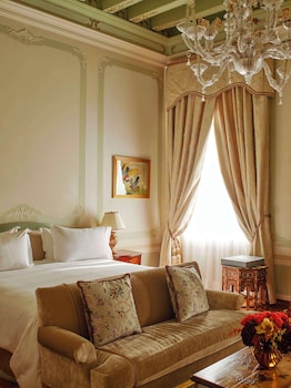 Suite (Dogaressa)