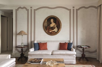 Suite (St Marks View)