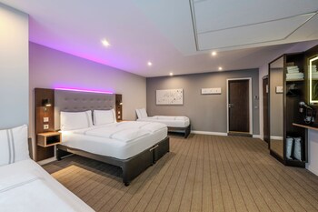 Family Quadruple Room (Extra)