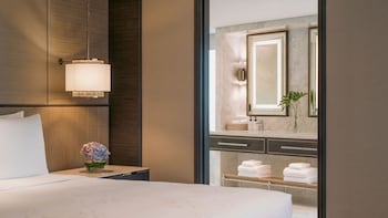 Suite, 1 Double Bed (Diplomatic)