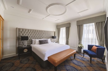 The Alexander Suite