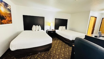Room, Multiple Beds, Non Smoking