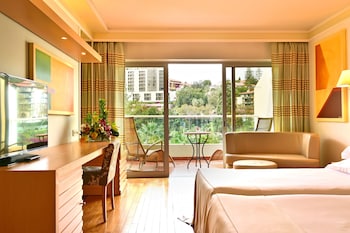 Double or Twin Room, Pool View