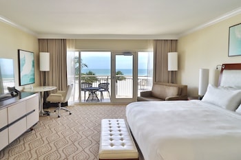 Gulf Front View, Guest room, 1 King, Balcony