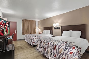 Deluxe Room, 2 Queen Beds, Non Smoking