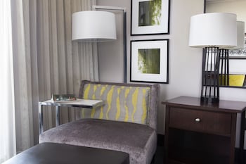 Room, 1 King Bed (Pure Wellness)