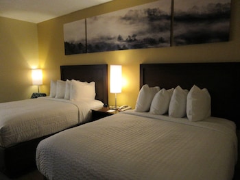 Standard Room, 2 Queen Beds, Non Smoking