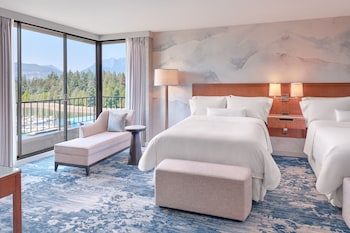 Room, 2 Double Beds, Harbor View