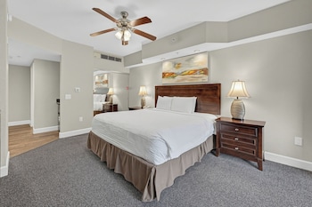 Signature Room, 1 King Bed