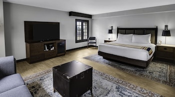 Room, 1 King Bed with Sofa bed, Corner