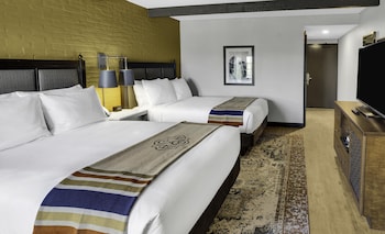 Room, 2 Queen Beds, Hearing Accessible (Hearing)
