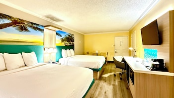 Room, 2 Queen Beds, Accessible, Non Smoking