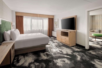 Room, 1 Queen Bed, Accessible, Non Smoking (Bathtub)