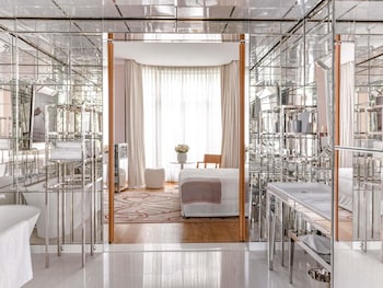 Prestige Suite