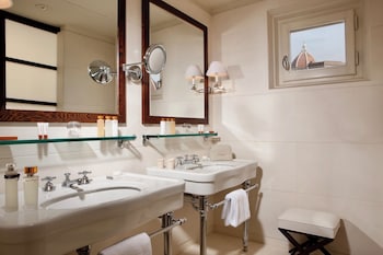 Gallery Suite
