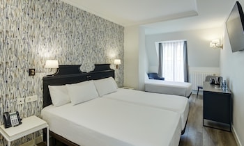 Family Triple Room