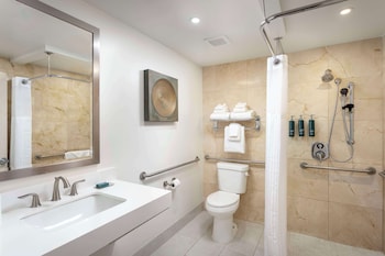 Room, 2 Queen Beds, Accessible (Mobility, 3x3 Shower)