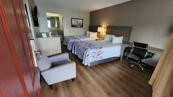 Deluxe Room, 2 Double Beds (Smoke Free)