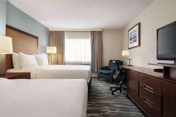 Room, 2 Queen Beds, Non Smoking