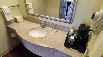 Deluxe Room, 2 Queen Beds, Non Smoking